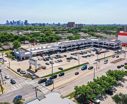 Mockingbird Central Plaza